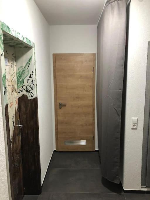 Kleine Wohnung Im - Konzept Flieger - 2 Stockwerke Tettnang Exteriör bild